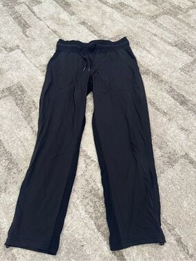 Lululemon Dance Studio Mid-Rise Cropped Pant